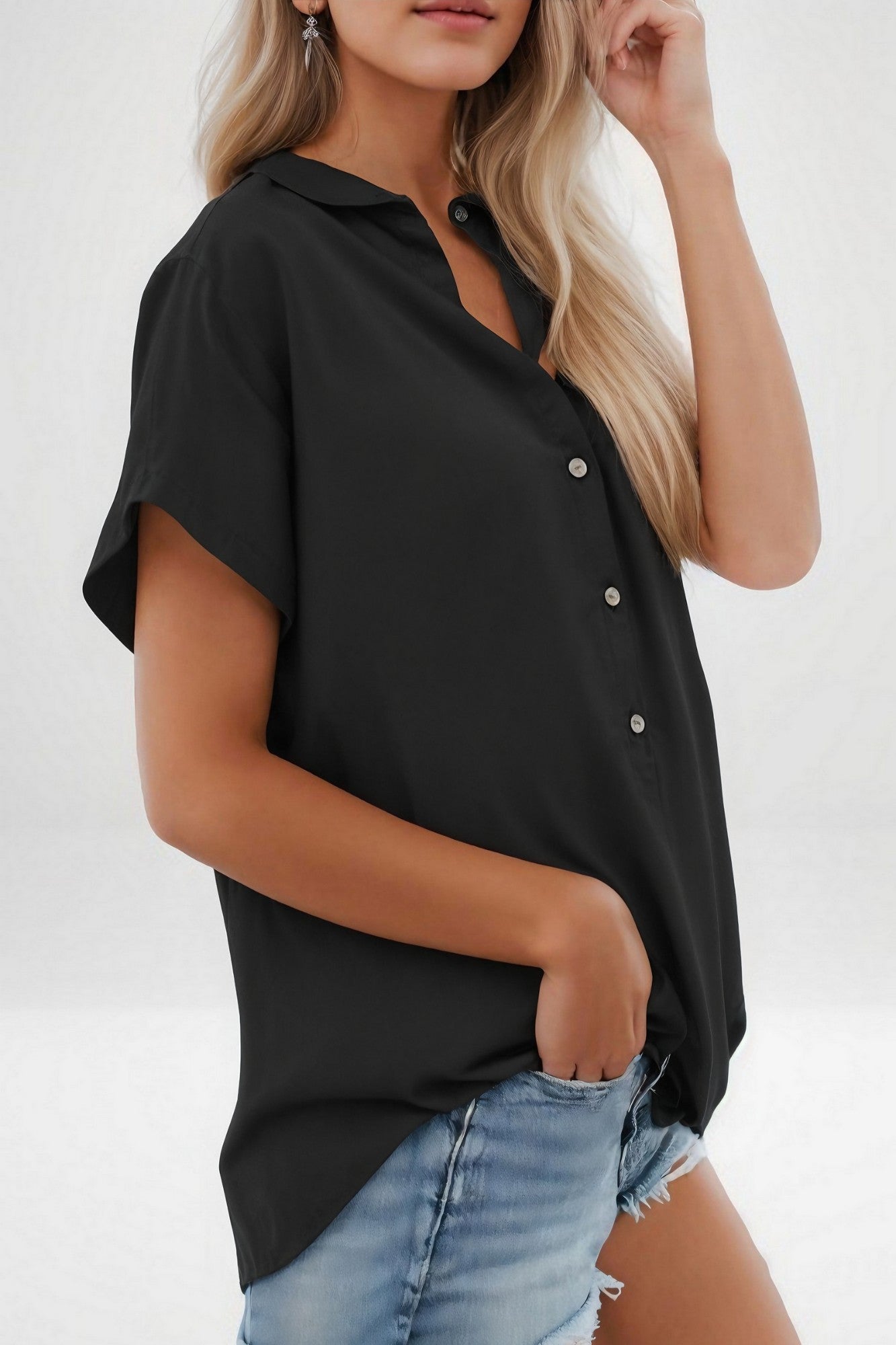 Tailored Buttoned Blouse