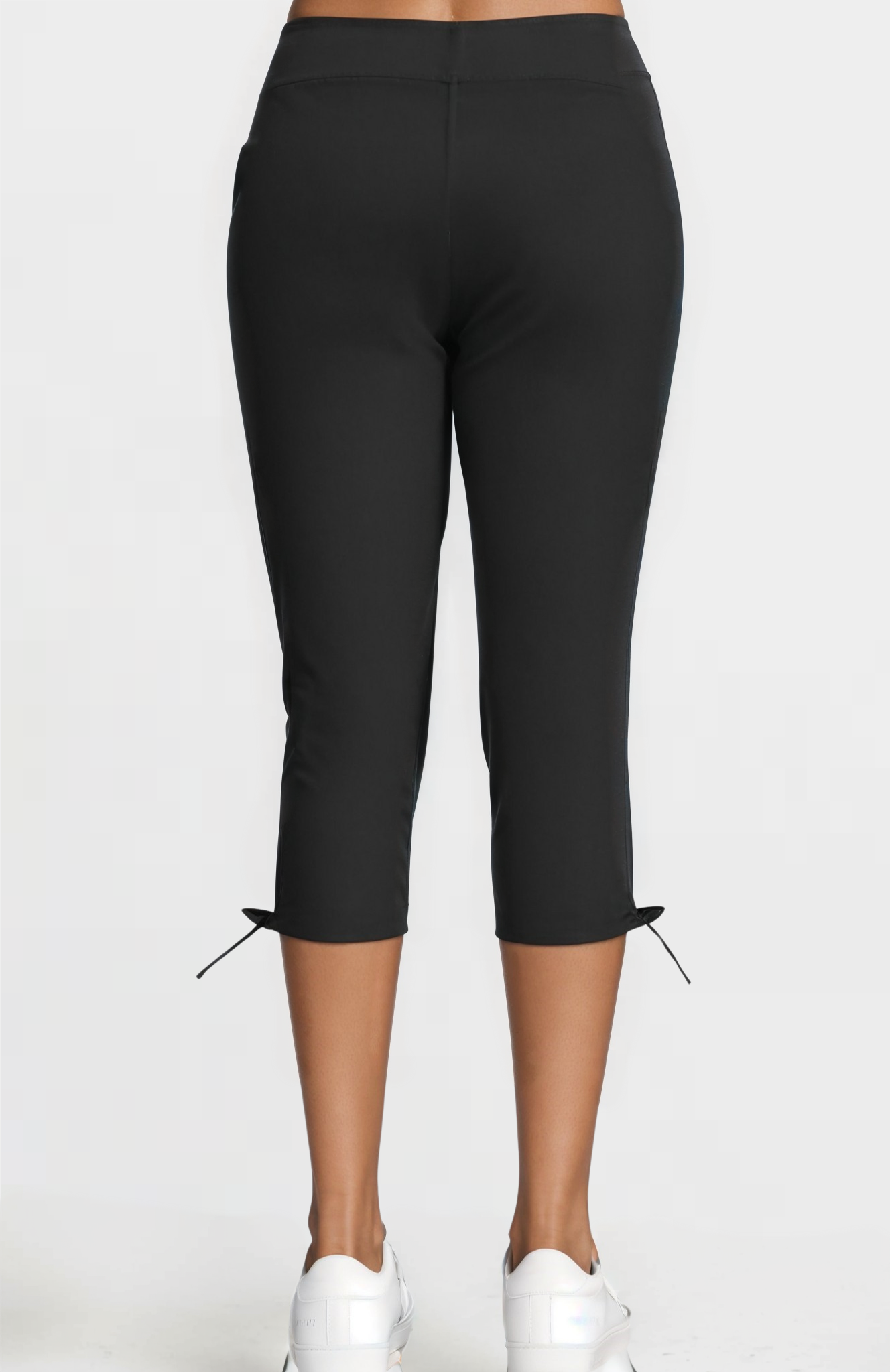 Lace-Up Capri Leggings