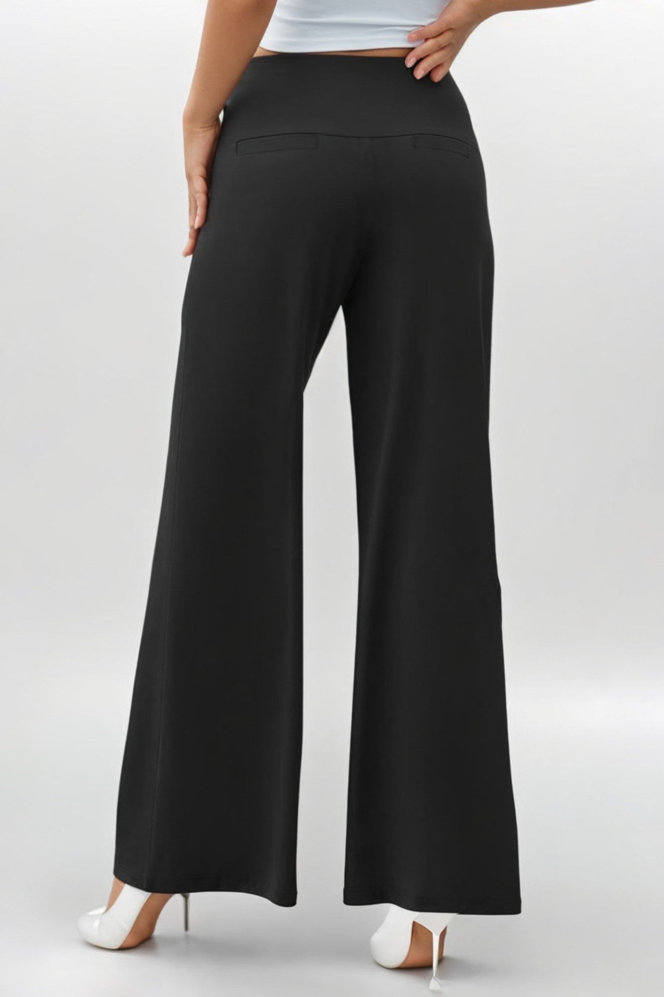 Elevé Wide-Leg Pants