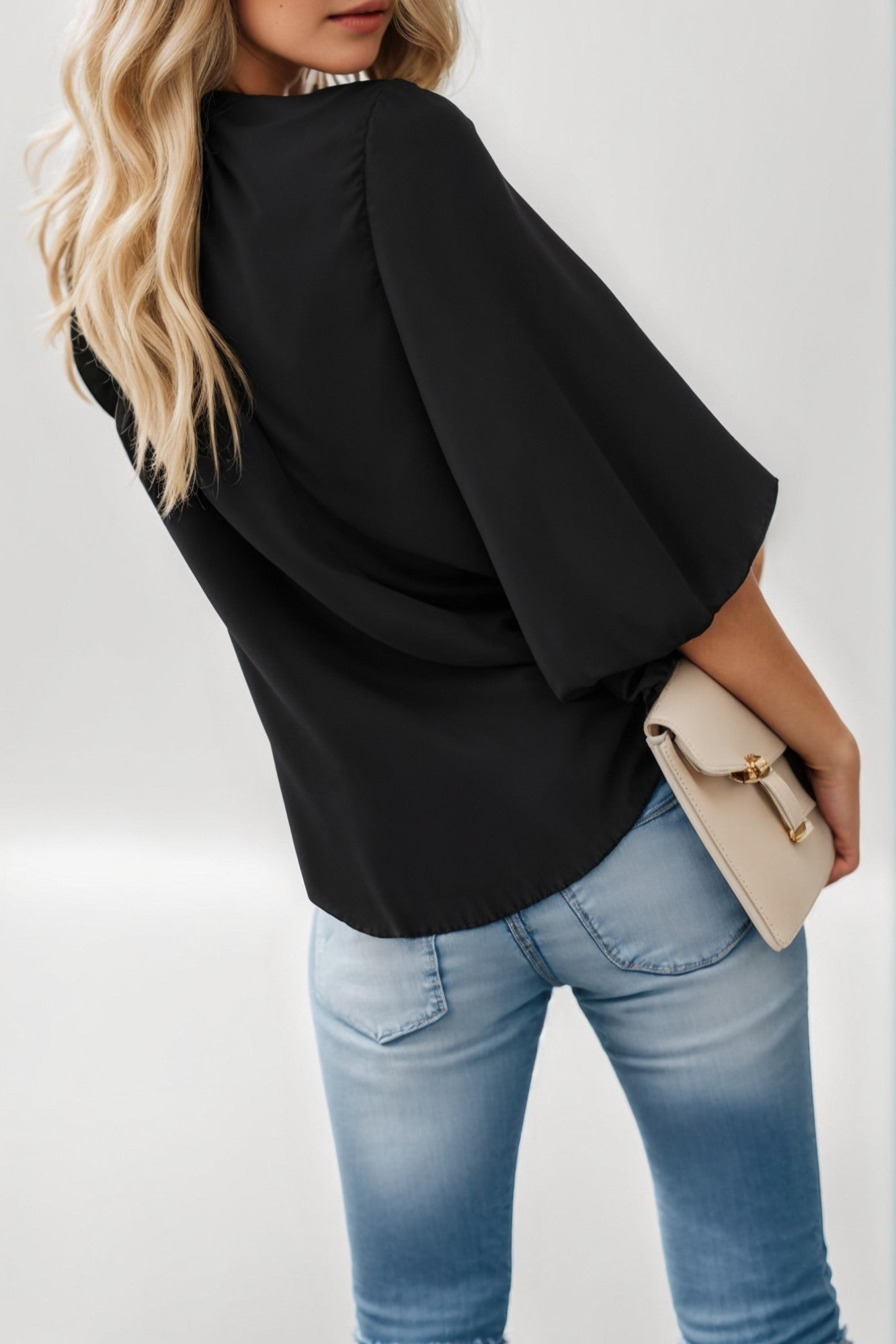 Chiffon shirt with ruffled sleeves