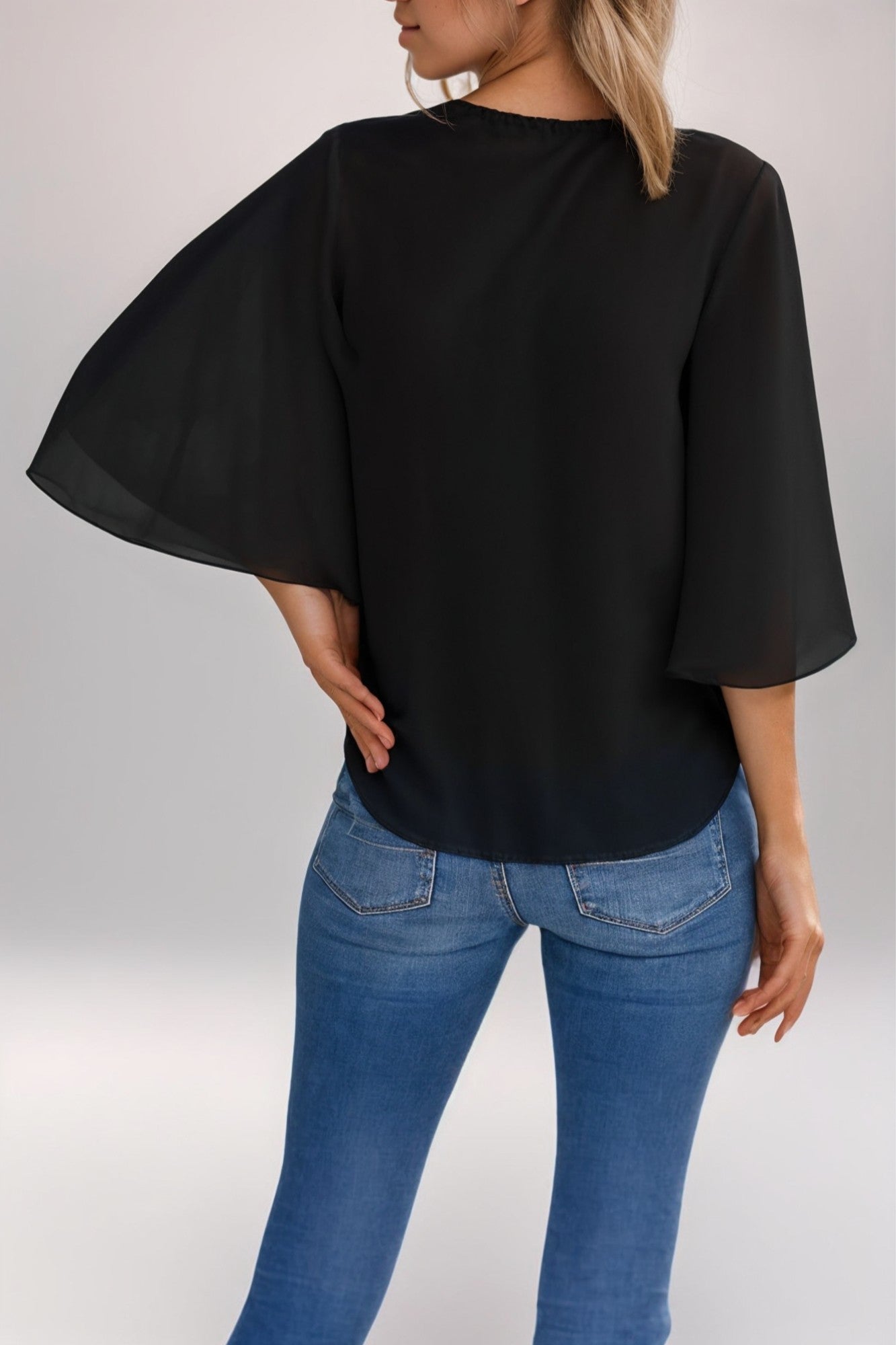 Chiffon shirt with ruffled sleeves