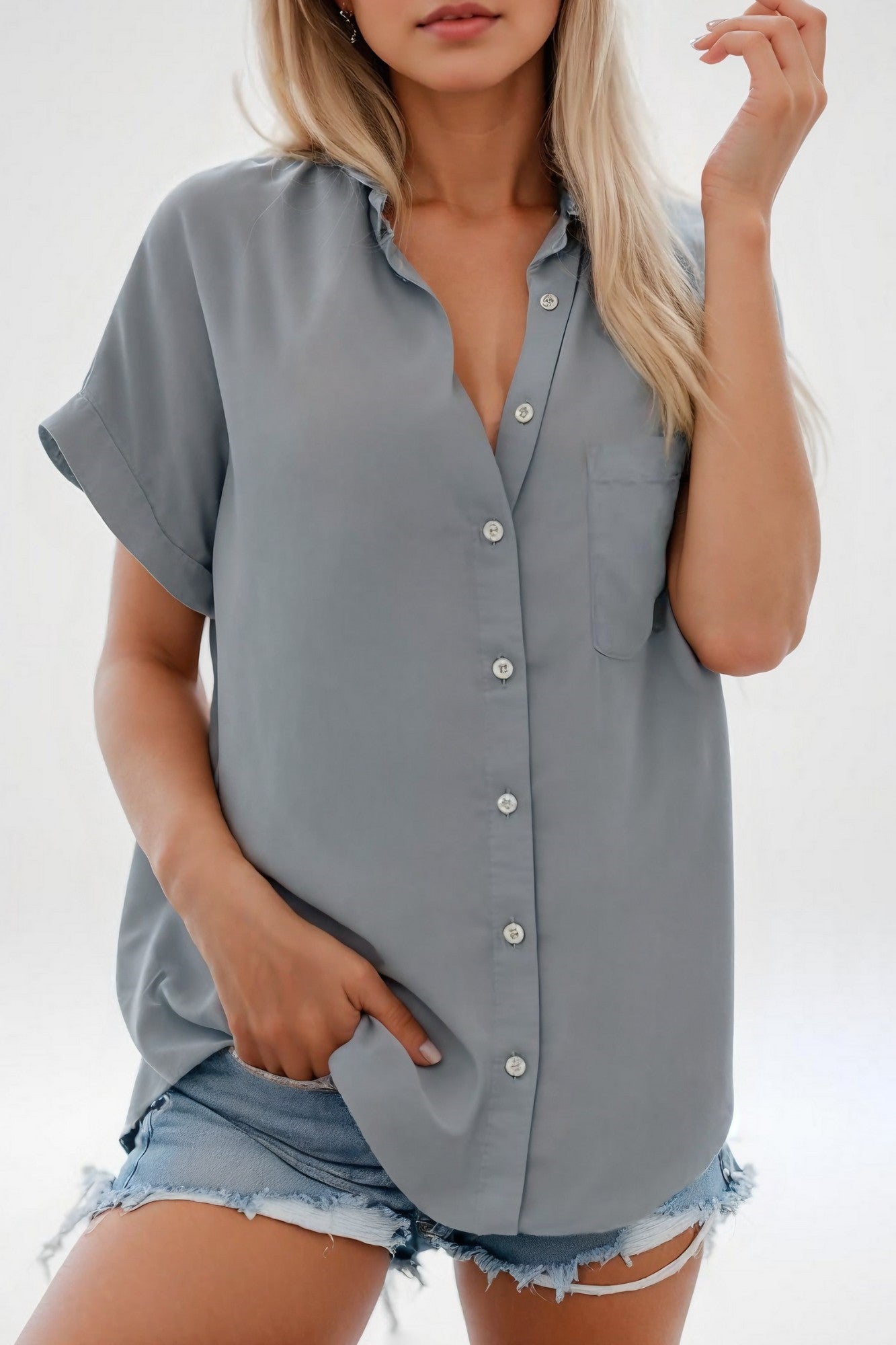 Tailored Buttoned Blouse